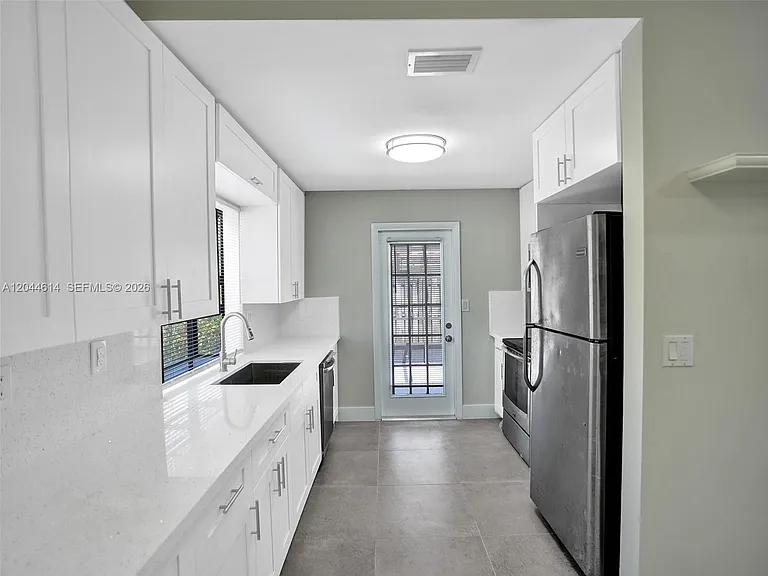 3216 NW 105th Ave — Photo 40