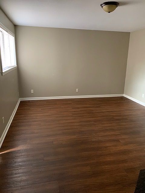 1st image of 408 Center St APT 1