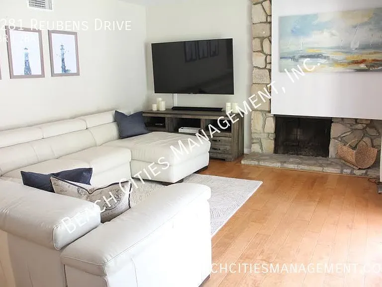 6281 Reubens Dr — Photo 8