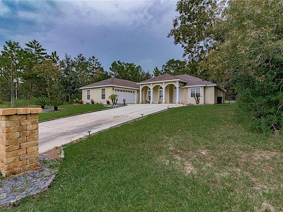 3rd image of 2508 W Paragon Ln