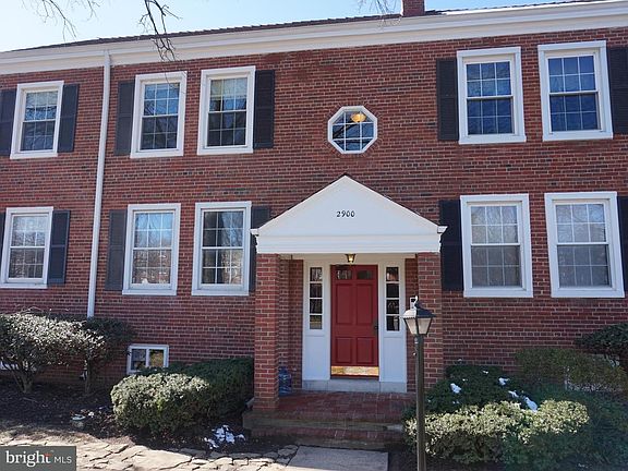 2nd image of 2900 S Buchanan St APT A1