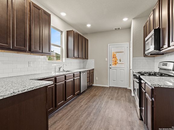 5th image of 5135 Sandstone Way