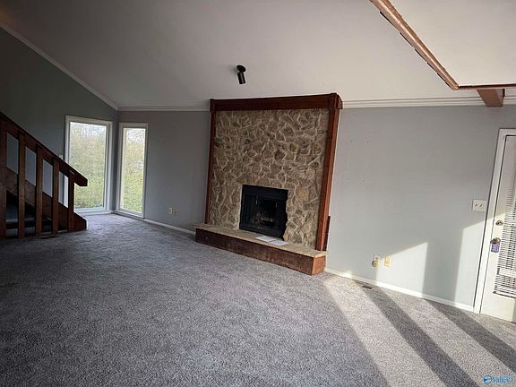 3rd image of 3643 N Crestview Dr NW