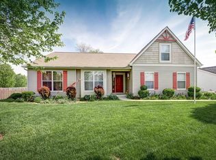 385 Shawnee Loop S, Pataskala, OH 43062