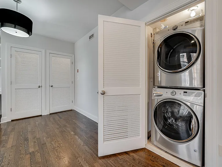 829 Washington St #5 — Photo 19