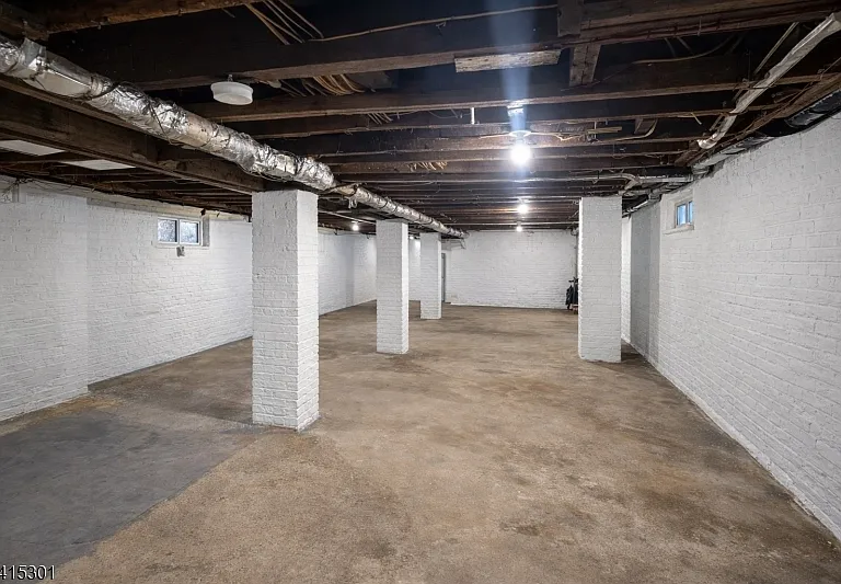 64 N 13th St #3 — Photo 9