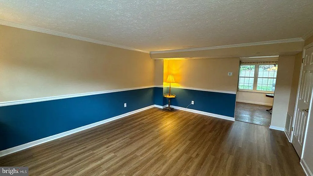 3 bed, 1116 sqft, $2,400 — Photo 2