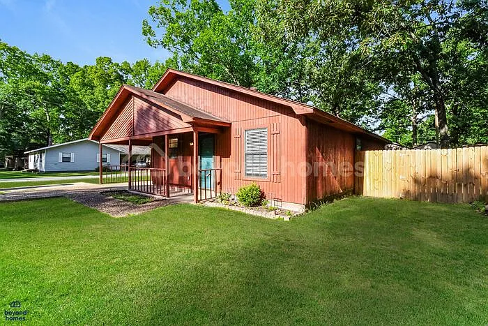 600 Hemphill Rd — Photo 25