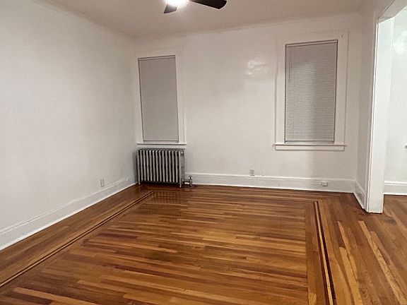 3rd image of 104 Crawford St #1