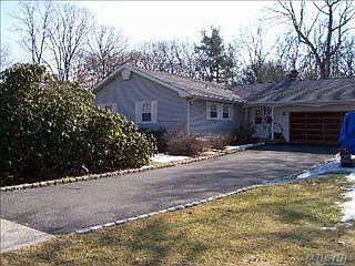 2nd image of 425 Ridgefield Rd