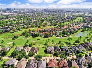 3427 Louvre Ln, Houston, TX 77082