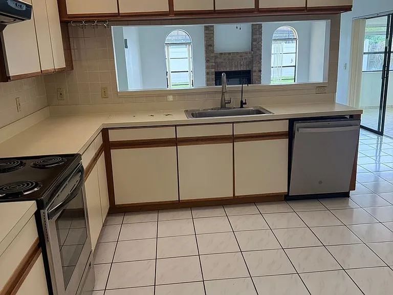 10114 Clairmel Ct — Photo 16