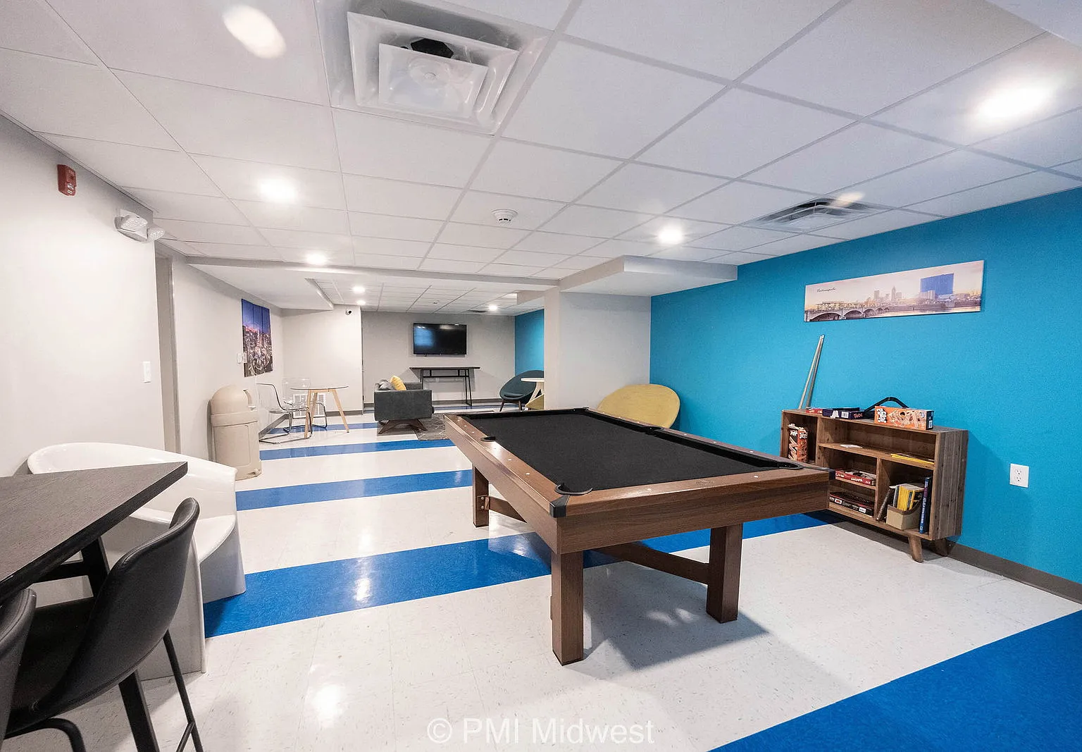 Priscilla Apartments — Photo 4
