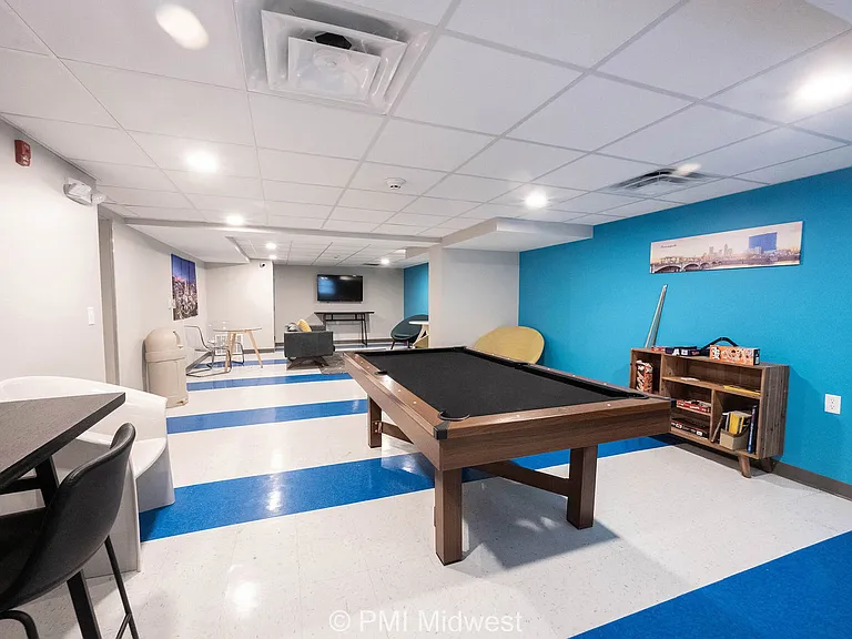 Priscilla Apartments — Photo 4