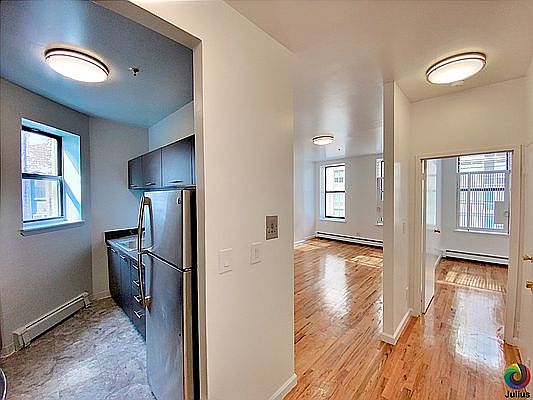 1st image of 1509 Lexington Ave APT 5A