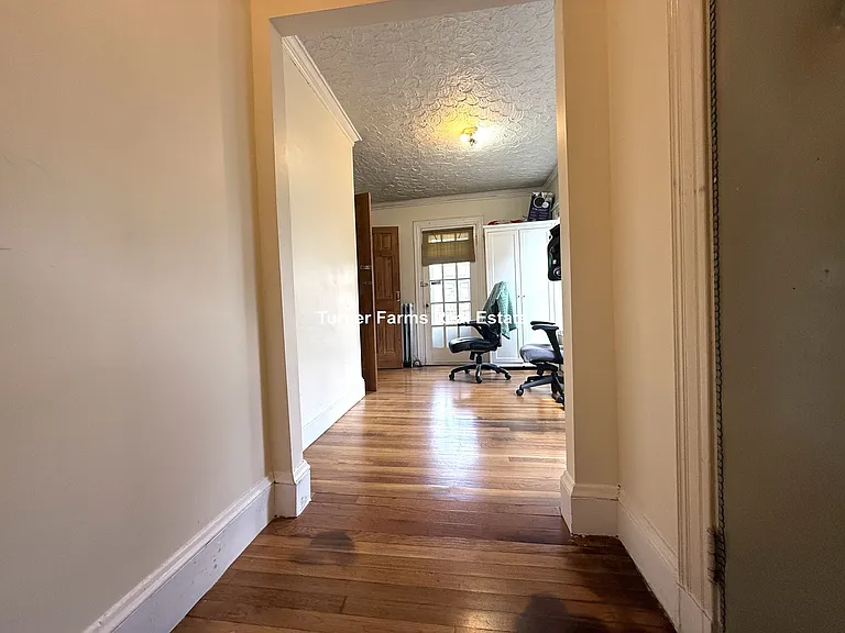 113 Lanark Rd #1 — Photo 3