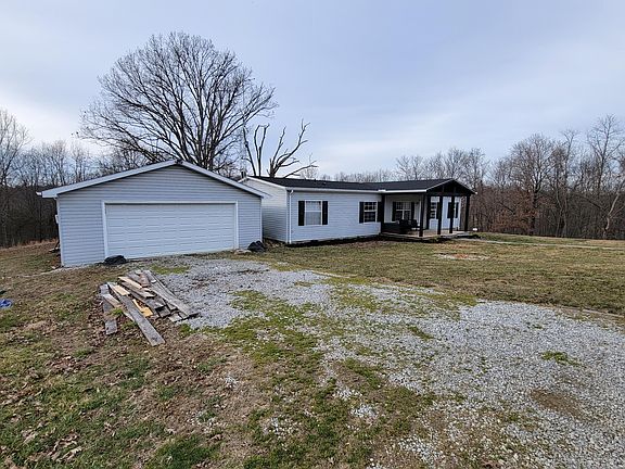 3rd image of 4790 Claxon Ridge Rd