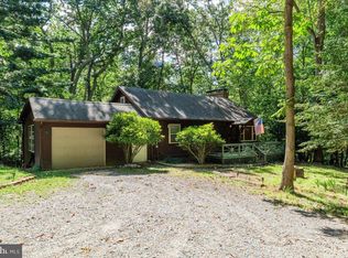 12156 Pine Tree Ln, Lusby, MD 20657