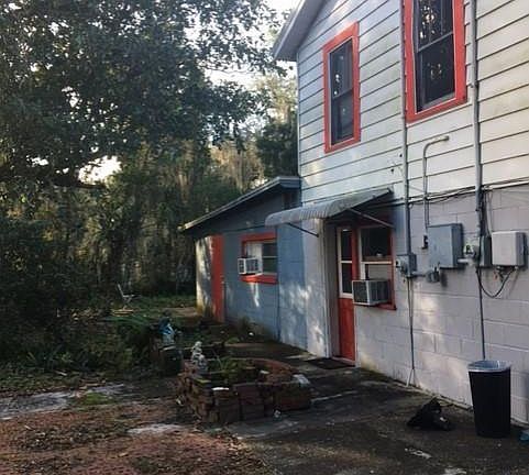 3rd image of 1509 Twigg St
