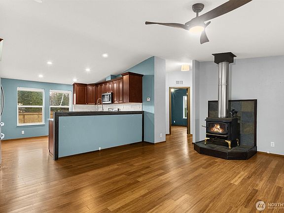 5th image of 28110 549th Street E