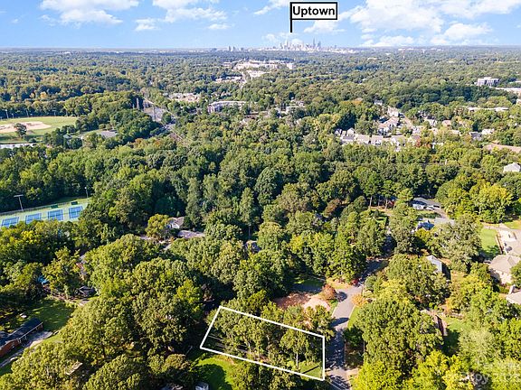 3rd image of 3010 Parkstone Dr