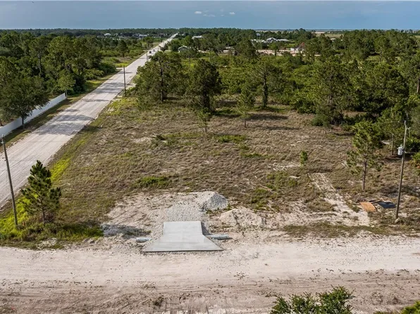 7690 14th Pl, Labelle, FL 33935