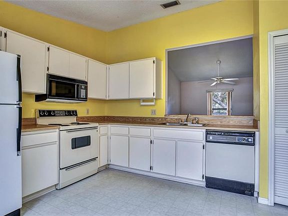 5th image of 1909 Landside Dr