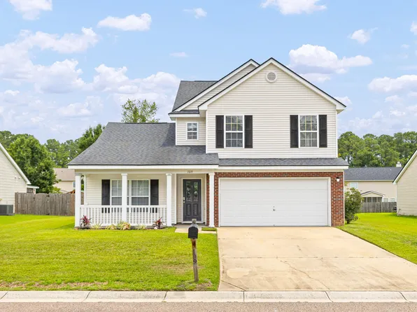 109 Pine Hall Dr, Goose Creek, SC 29445