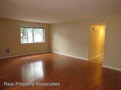 4th image of 21 147th Ave SE