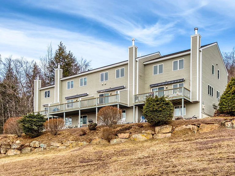106 Eagle Ridge Condo Rd #106 — Photo 1