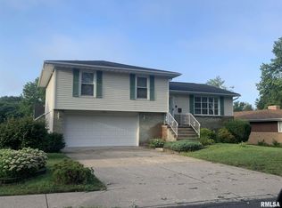 1806 W Latham Ln, Peoria, IL