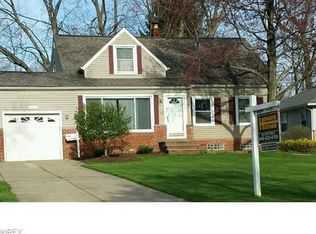 1267 Roland Rd, Lyndhurst, OH 44124