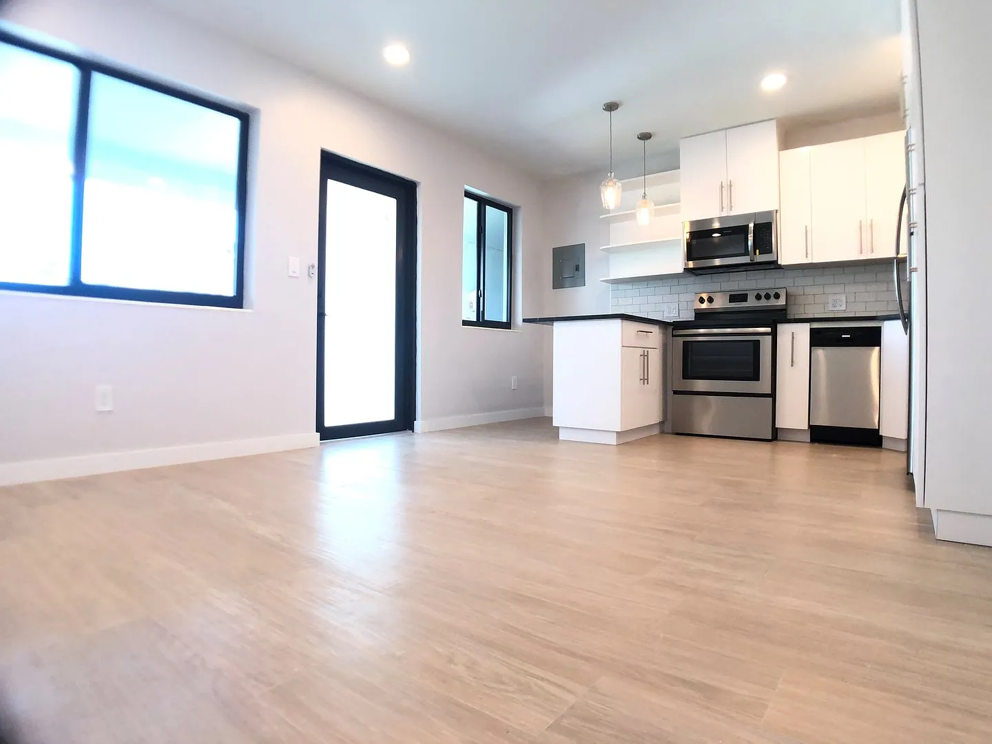 Miami Shores Villas — Photo 2