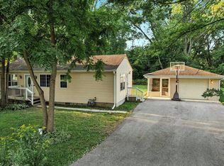 819 Southside Ave, McHenry, IL 60051
