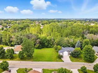 Mineral Springs Pkwy NE, Owatonna, MN 55060