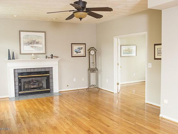 3rd image of 131 Ferrum Dr