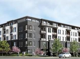 10786 140th St #312, Surrey, BC V3T1A8