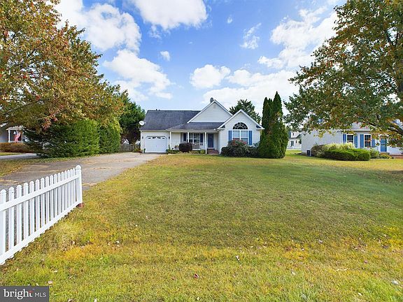 2nd image of 111 Cedarwood Dr