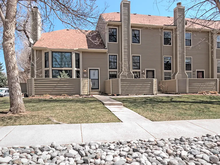 1825 Lorraine St — Photo 10