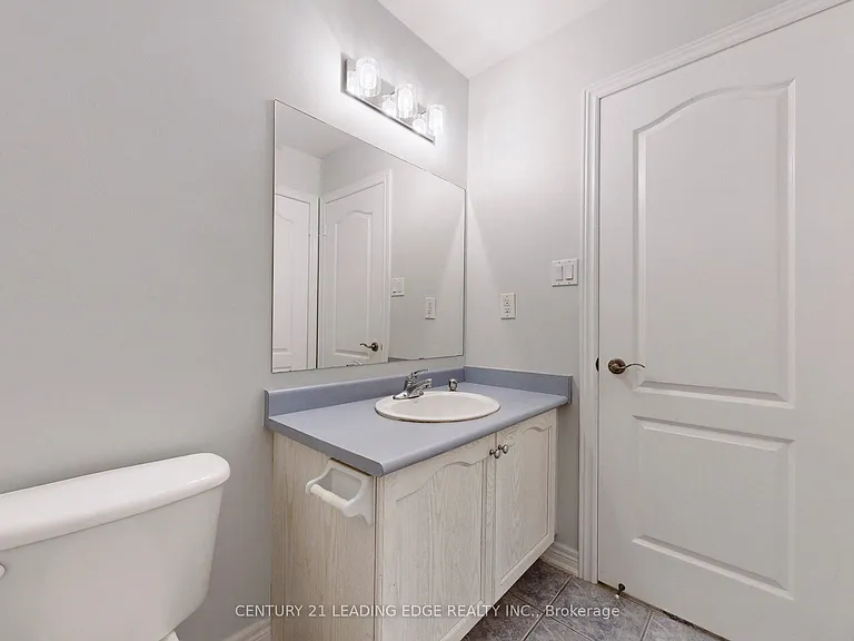 29 Pardon Ave — Photo 22