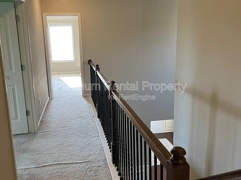 4770 Leatherstone Way — Photo 20