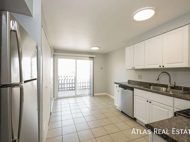 6484 W 13th Ave — Photo 25
