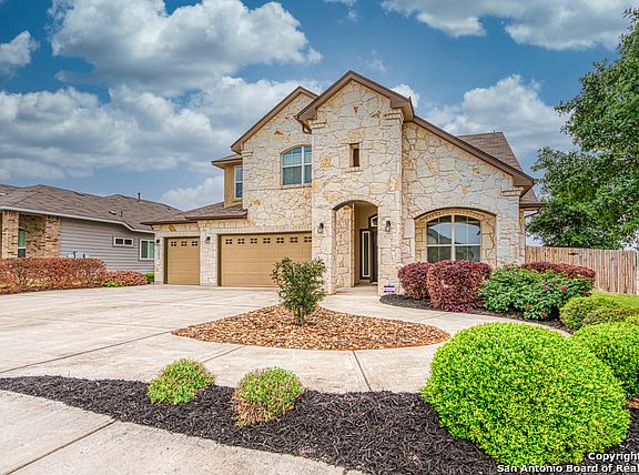 2nd image of 3004 Sandstone Way