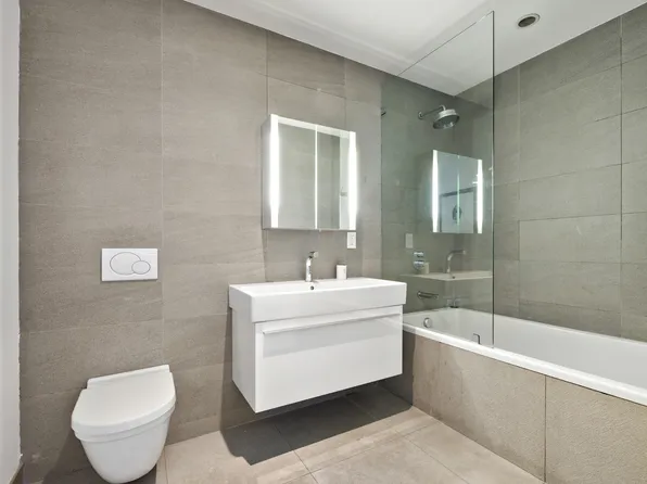 115 Norfolk Street image 9 of 13