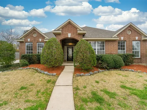 4420 Green Tee Dr, Baytown, TX 77521