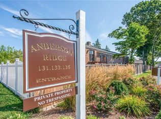 131 Courtland Ave APT 2, Stamford, CT 06902