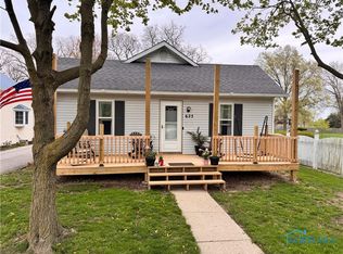 625 Noble Dr, Bryan, OH 43506