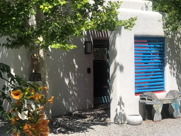 7 Denny Ln, Espanola, NM