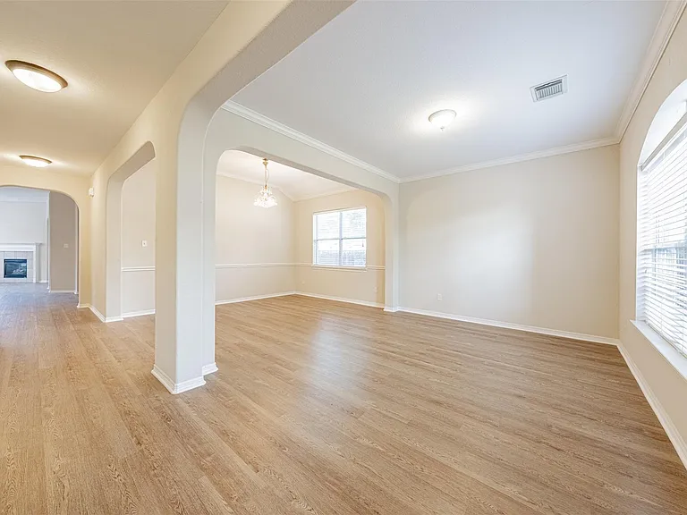 13727 Charterhouse Way — Photo 7