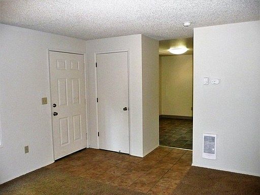 3rd image of 13319 NE 41st St